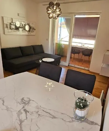 Rose マリンスカ